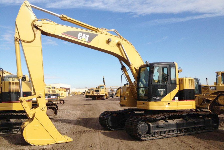 Are You Considering Buying Used Heavy Construction Equipment