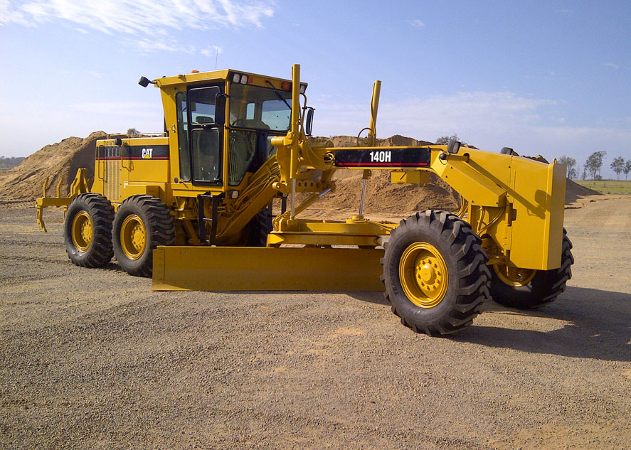 Tips to solve the unexpected transmission issue of motor graders