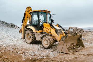 Excavator VS Backhoe, Which equipment is suitable for you