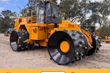 2001 Caterpillar 836G Landfill Compactor for Sale