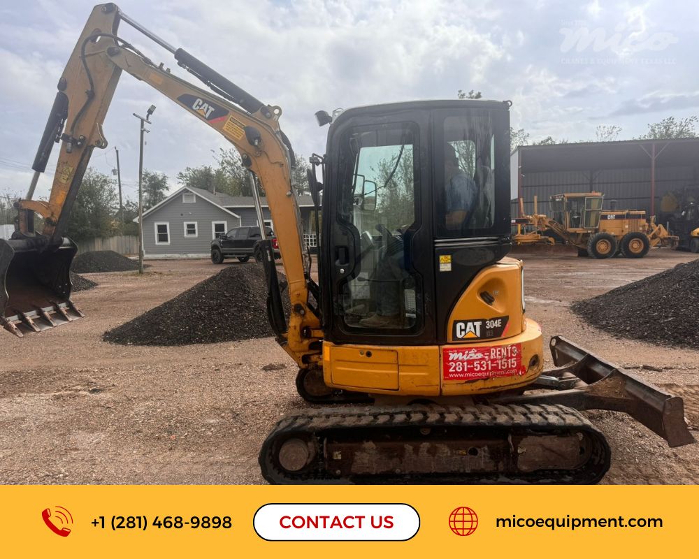 Mini Excavator for Rent in HOUSTON, TEXAS
