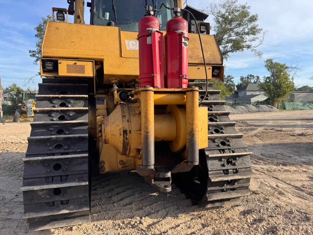 2005 Caterpillar D9T Rear Winch Counterweight Fire Suppression Used Equipment