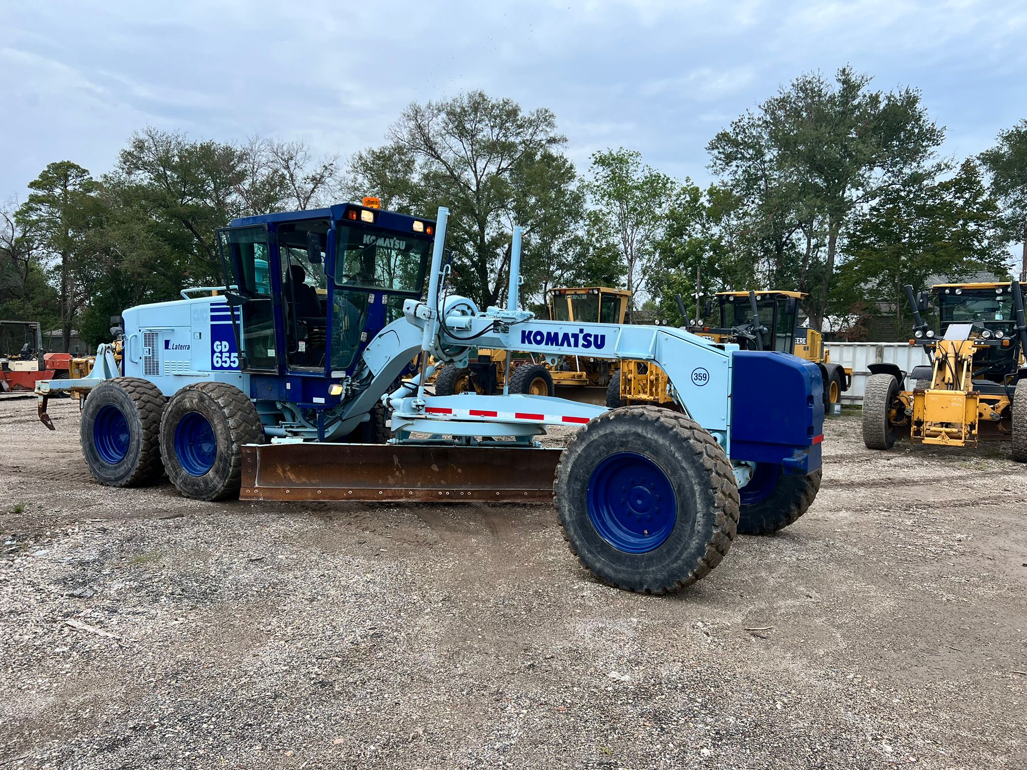 2002 Komatsu GD655 Motor Grader