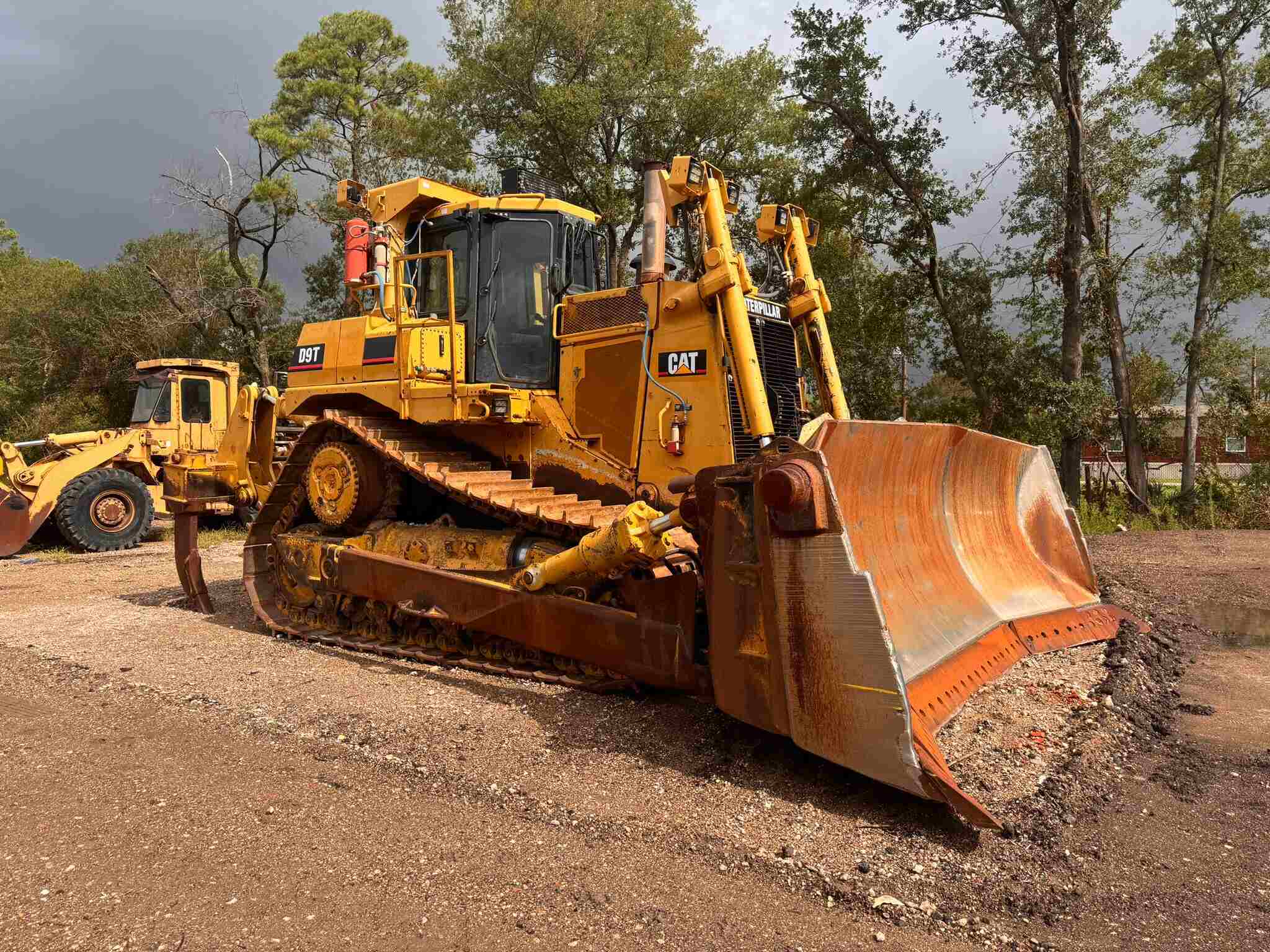 2005 CAT D9T Crawler Dozer