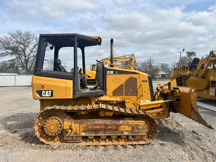 2012 CATERPILLAR D3K XL