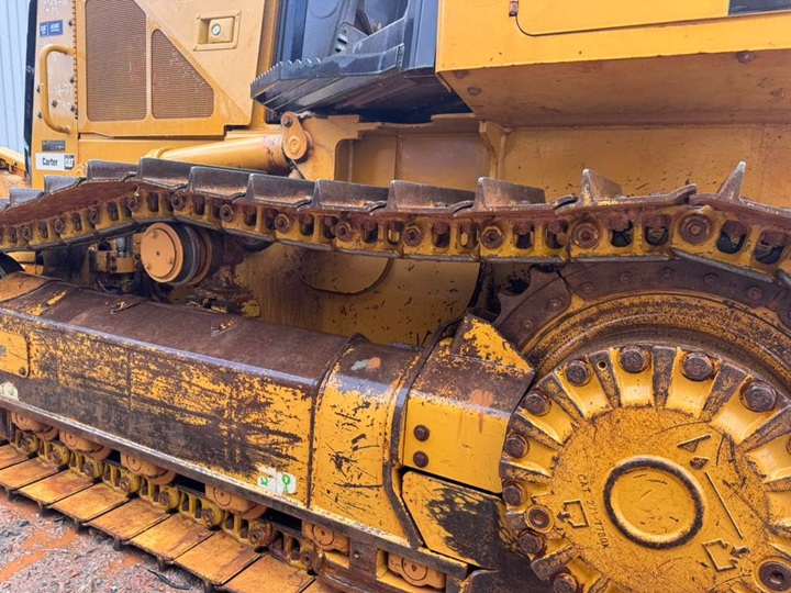 2012 Caterpillar D3K XL 2012 Caterpillar D3K XL Final Drive Hub and Track Chain