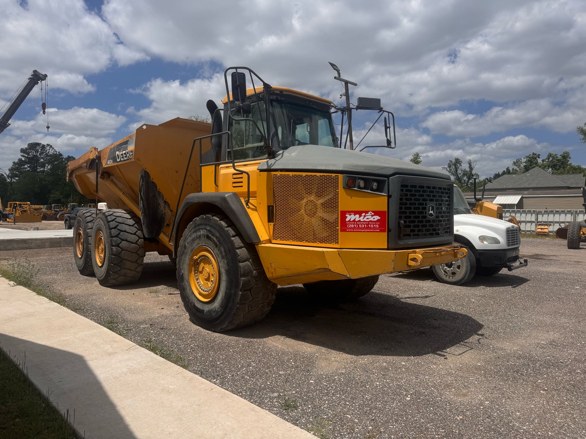 2014 John Deere 410E - Articulated Dump Truck