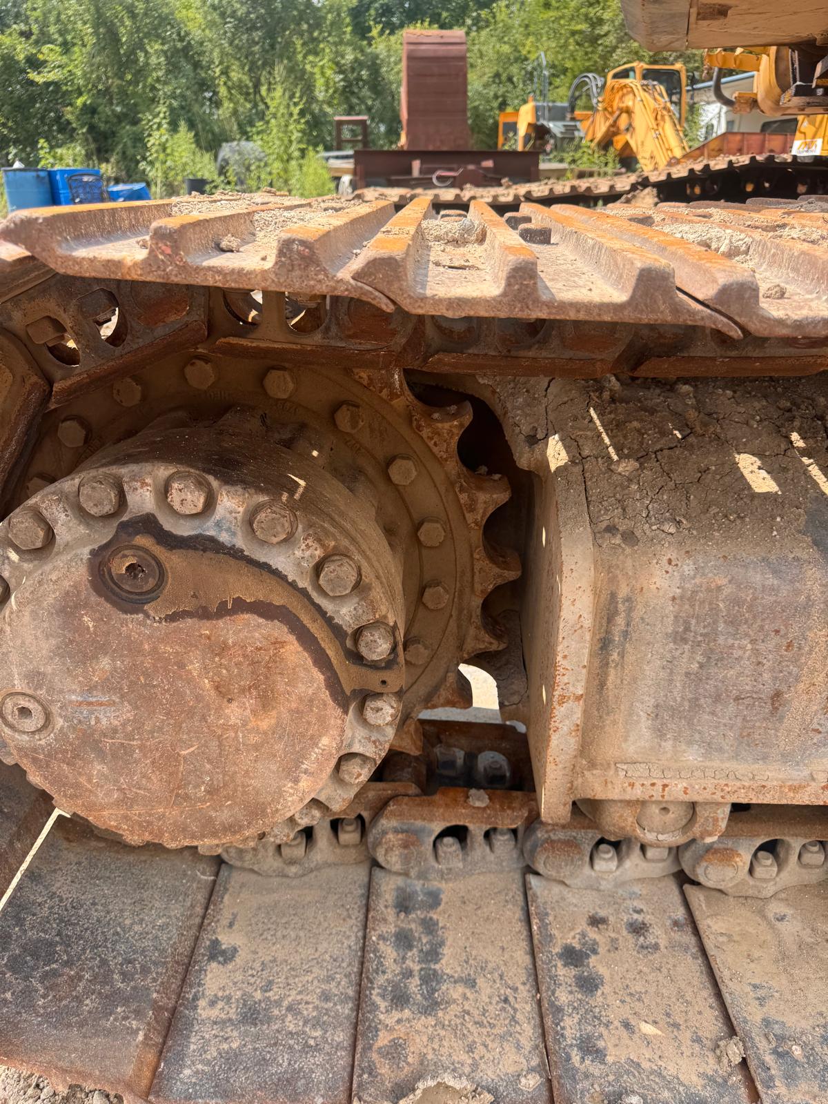 2014 Caterpillar 329EL Final Drive Motor & Sprocket