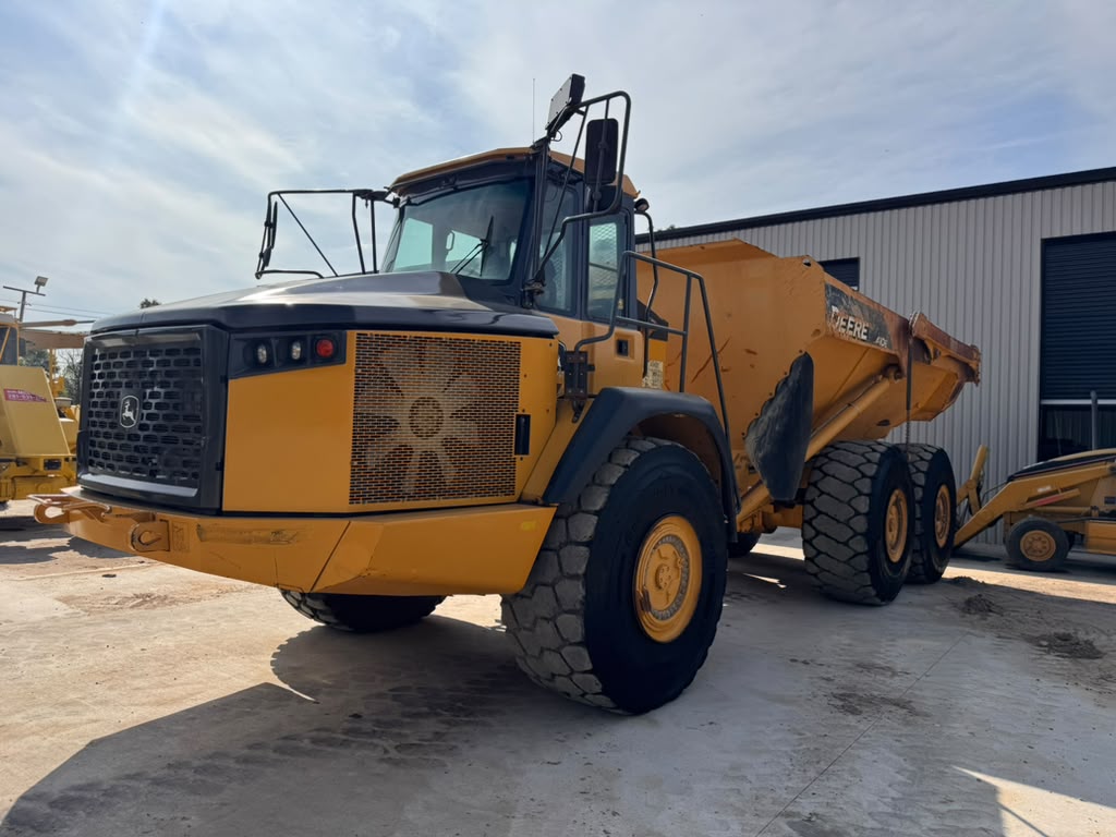 John Deere 410E Articulated Dump Truck Heavy Duty Chassis Body Shell