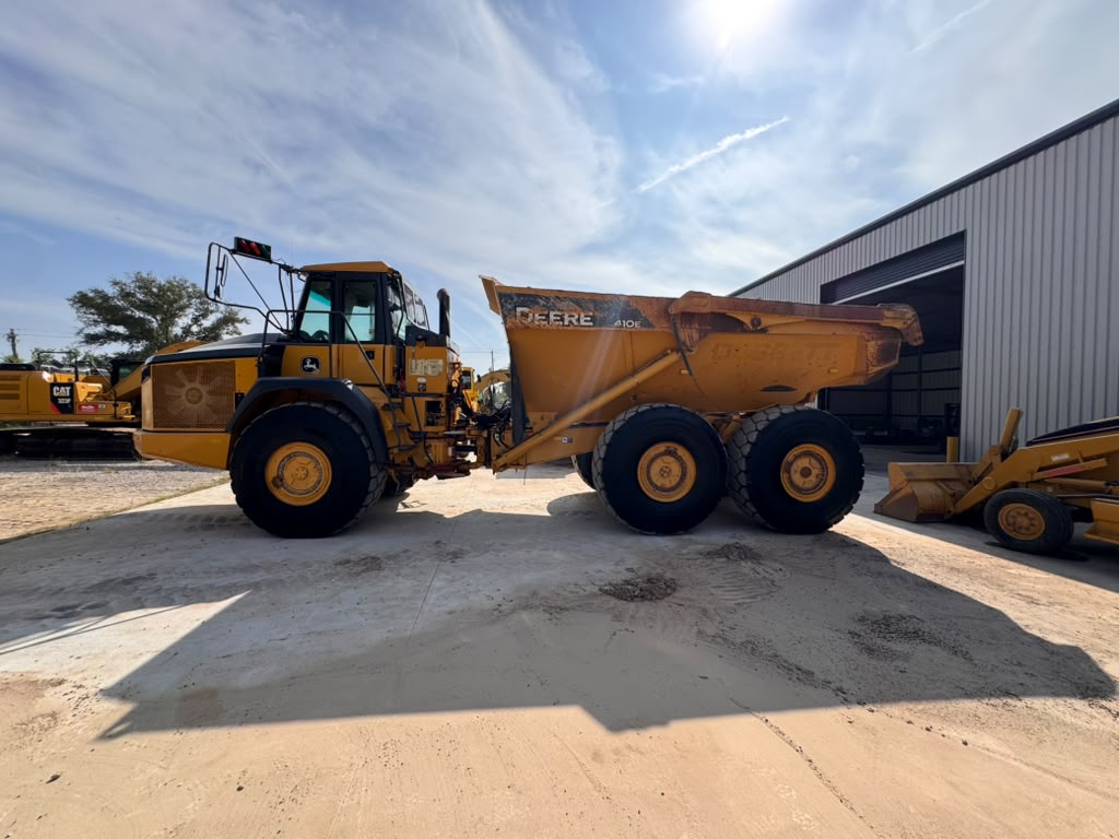 John Deere 410E Articulated Dump Truck Heavy Duty Axle Suspension Frame