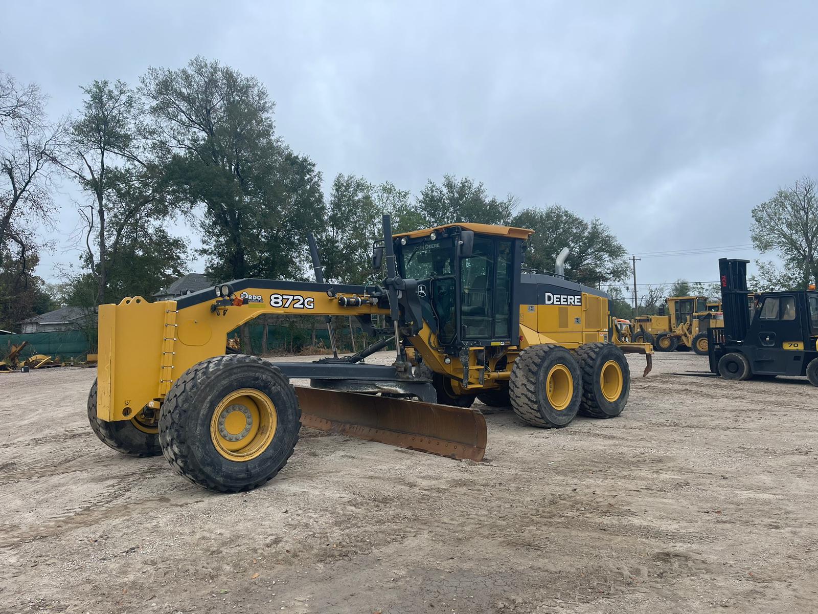 2018 JOHN DEERE 872G