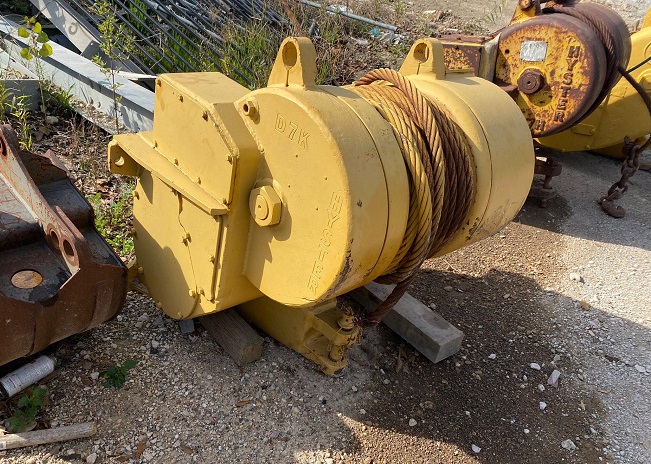 HYSTER D7K Winch