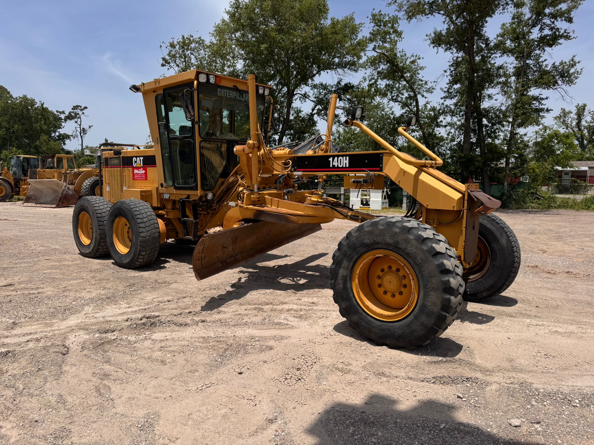 2002 CAT 140H - Motor Grader